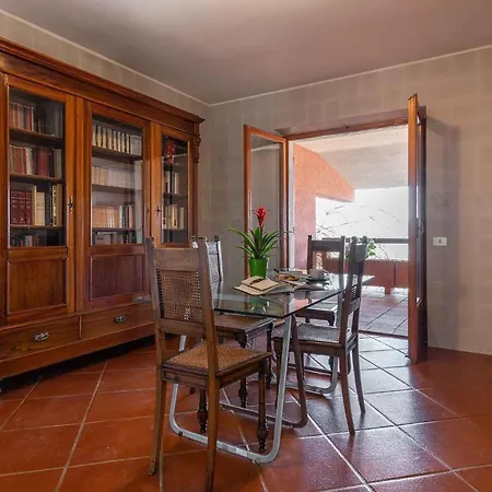 Сasa de vacaciones In Nuoro Provinz 43625 Cala Gonone